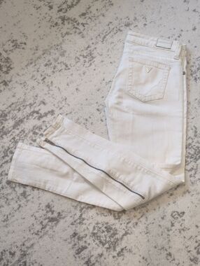 Guess Skinny Jeans | Size 27